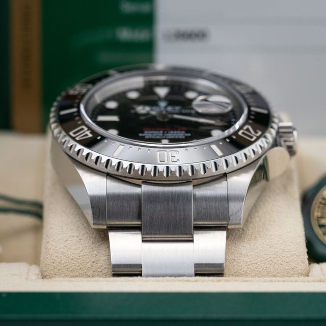 Rolex Sea-Dweller 126600 Image 5